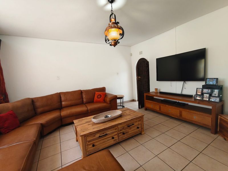 House For Sale In Bloemfontein - Photo 9