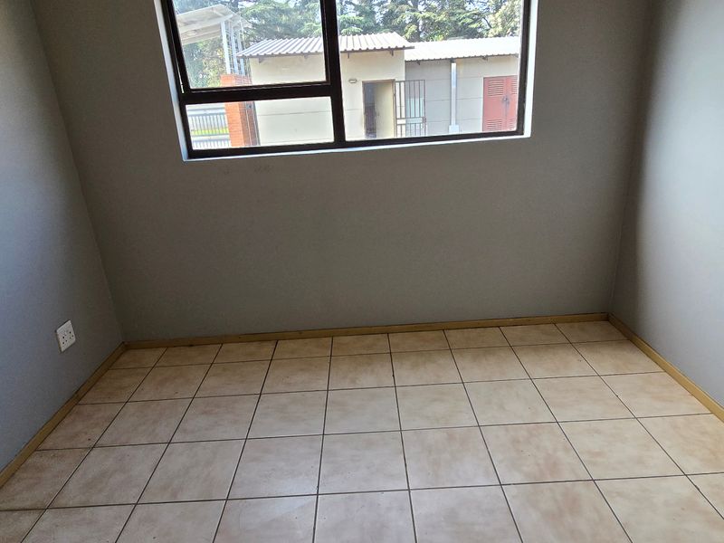 Apartment For Sale In Benoni - Photo 10