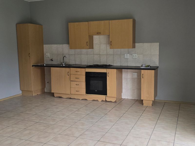 Apartment For Sale In Benoni - Photo 7