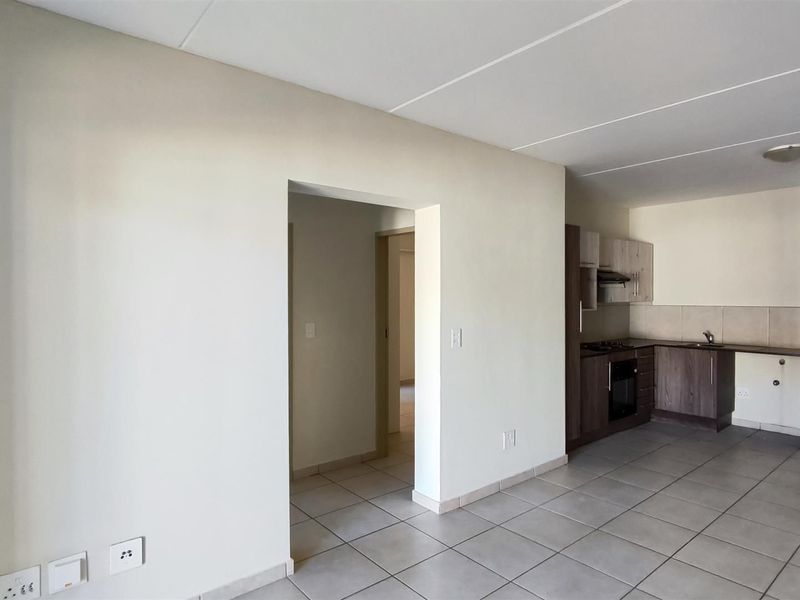 Apartment For Sale In Benoni - Photo 8