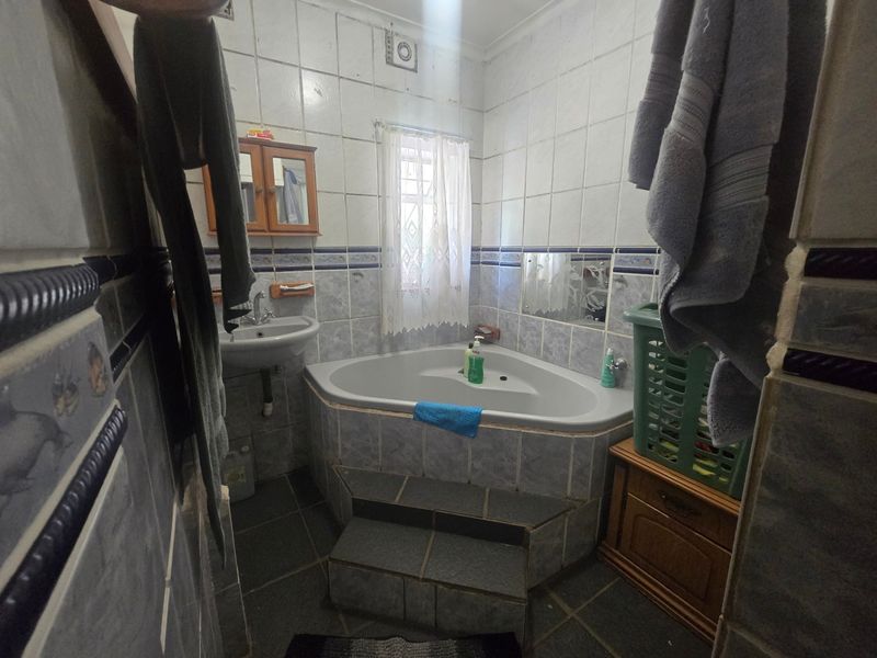 House Pending Sale In Cullinan - Photo 7