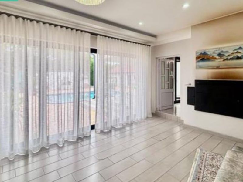 House For Sale In Pretoria - Photo 10