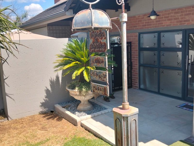 House For Sale In Centurion - Photo 8