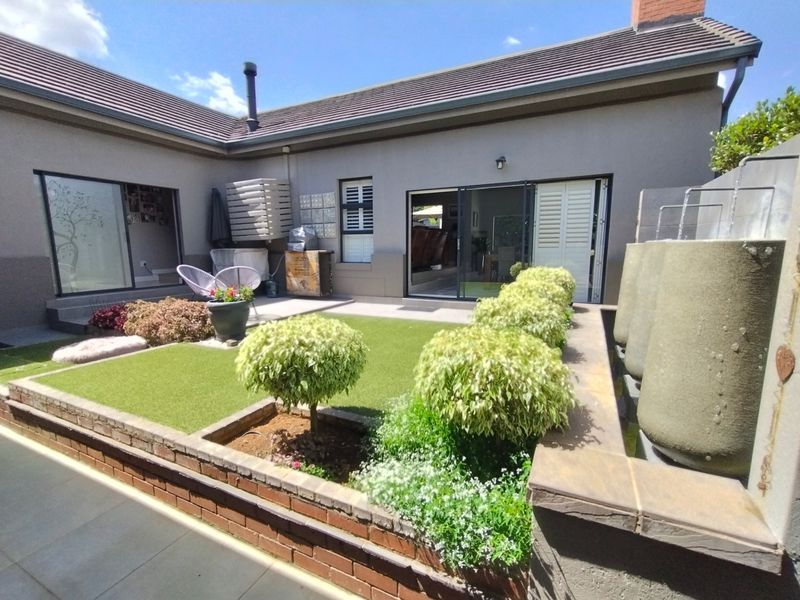House For Sale In Centurion - Photo 9