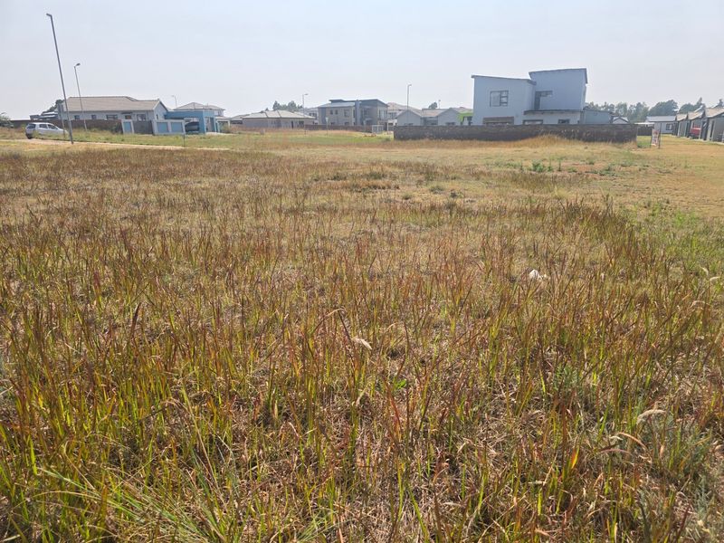 Vacant Land Pending Sale In Rayton - Photo 8