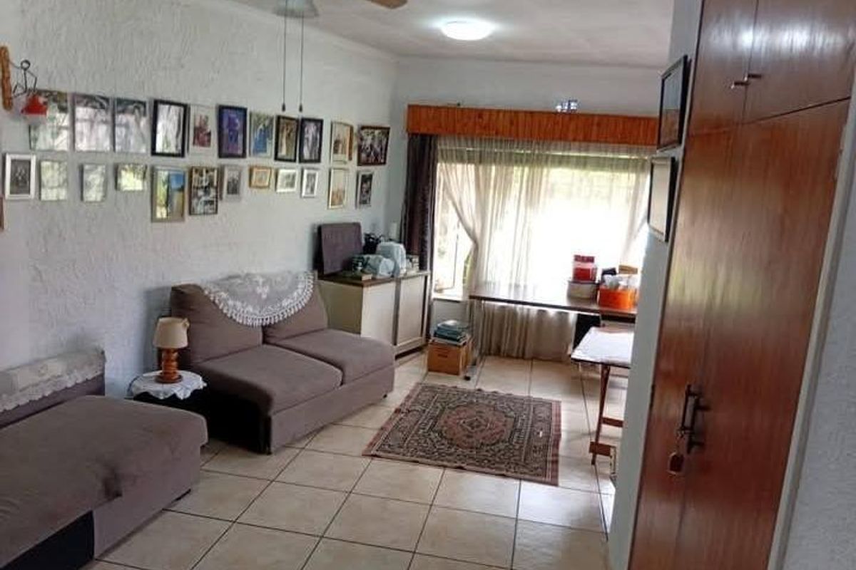 House For Sale In Germiston - Photo 5