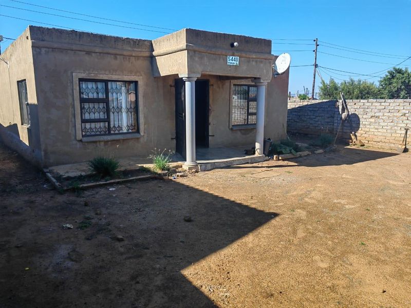 House For Sale In Evaton - Photo 4