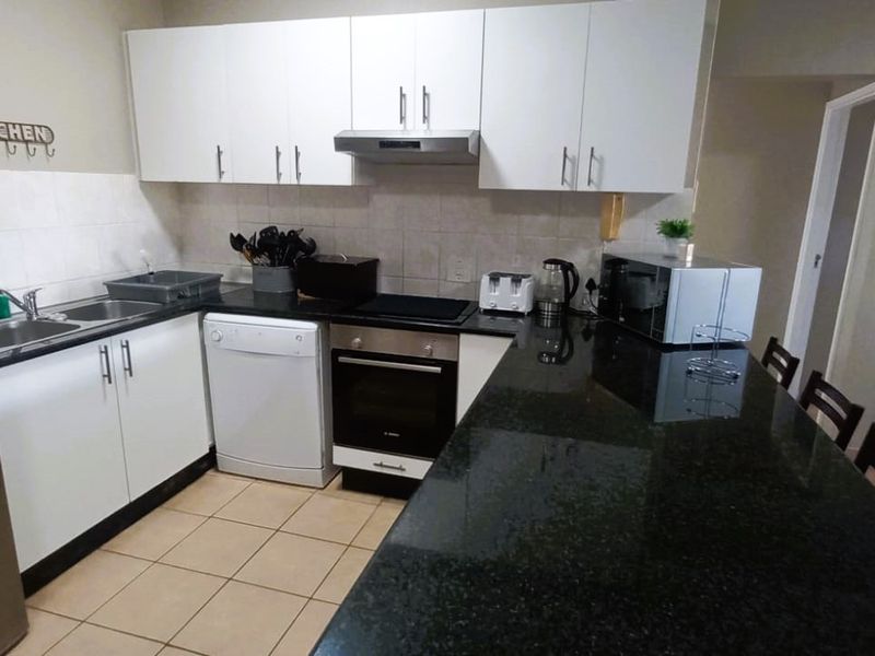 Apartment Rental Monthly In Margate - Photo 5