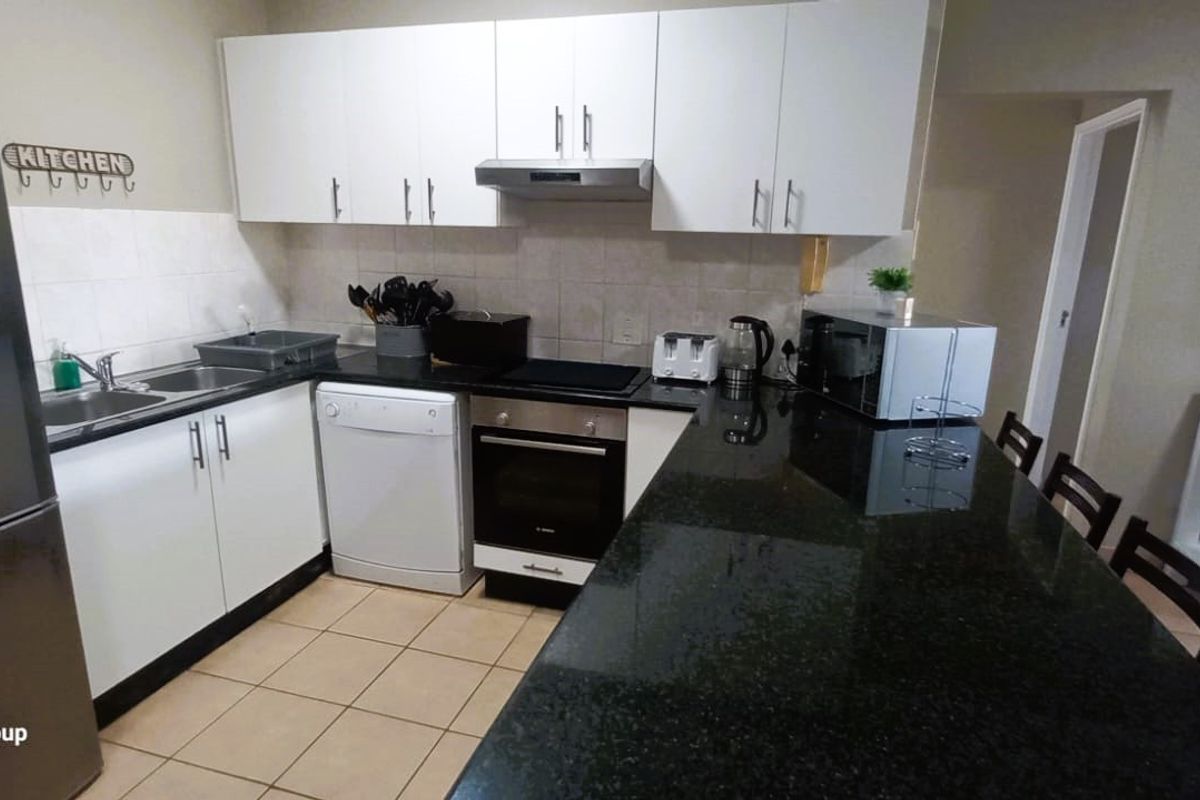 Apartment Rental Monthly In Margate - Photo 5