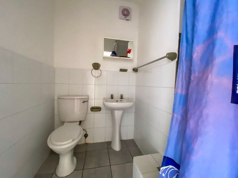 Apartment For Sale In Margate - Photo 9