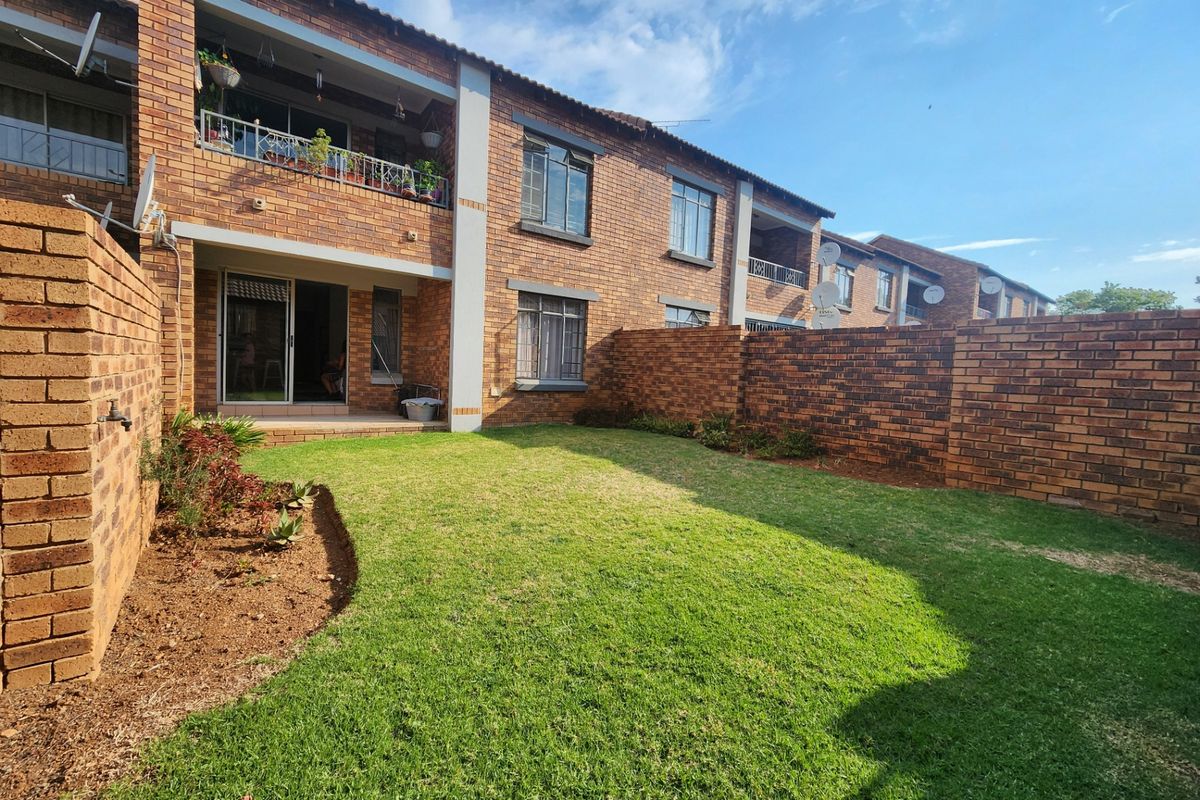 Apartment Rental Monthly In Pretoria - Photo 2