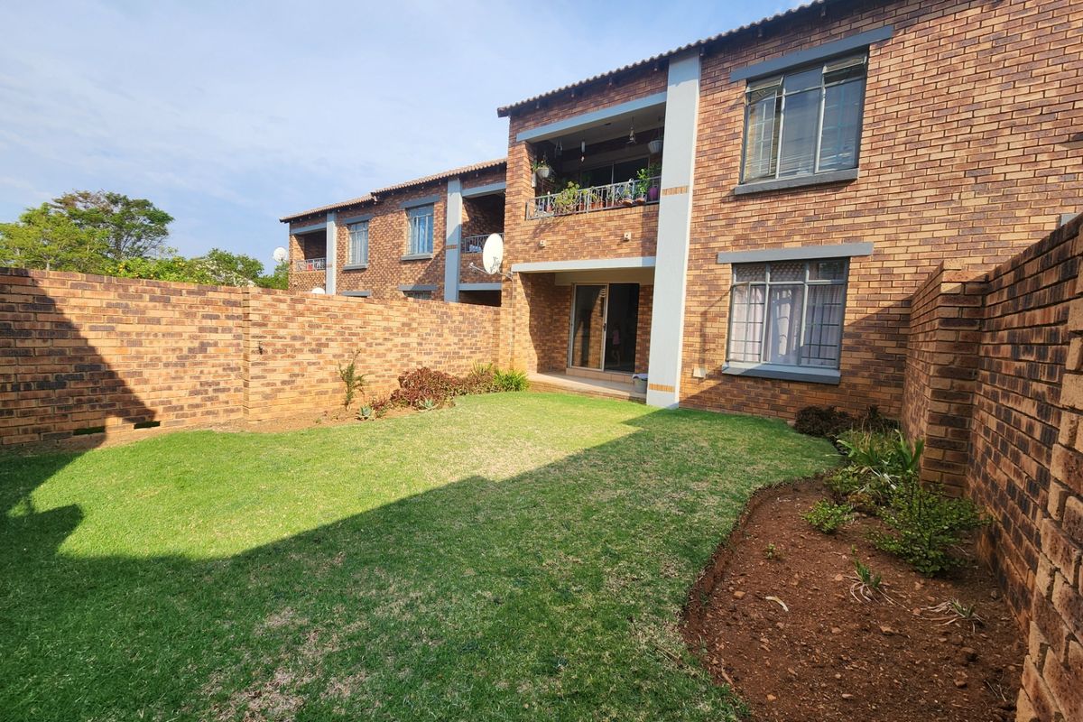 Apartment For Sale In Pretoria - Photo 3