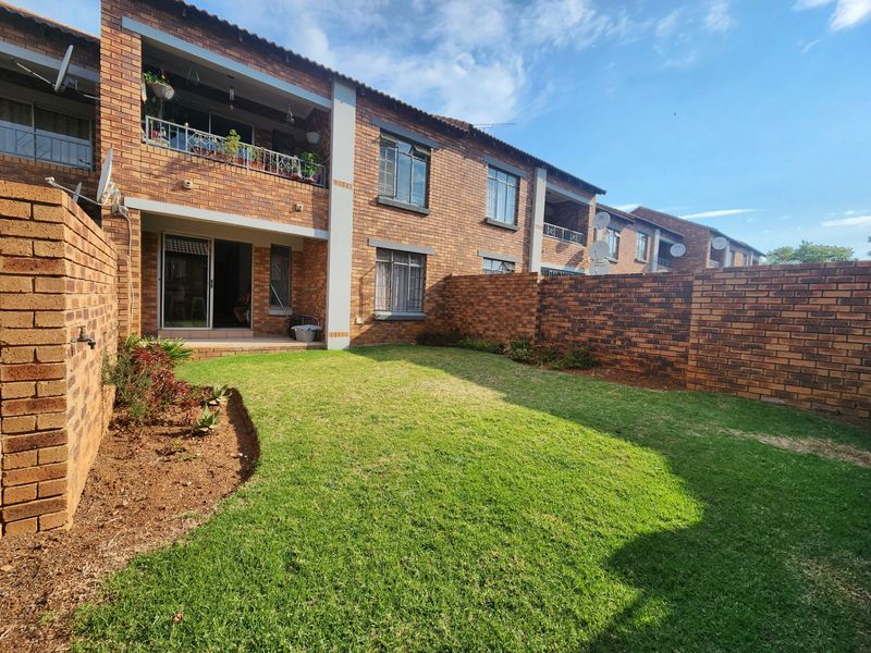 Apartment For Sale In Pretoria - Photo 2