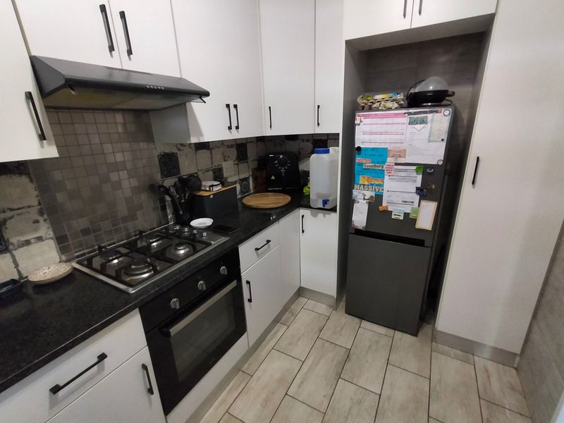 Townhouse For Sale In Centurion - Photo 10