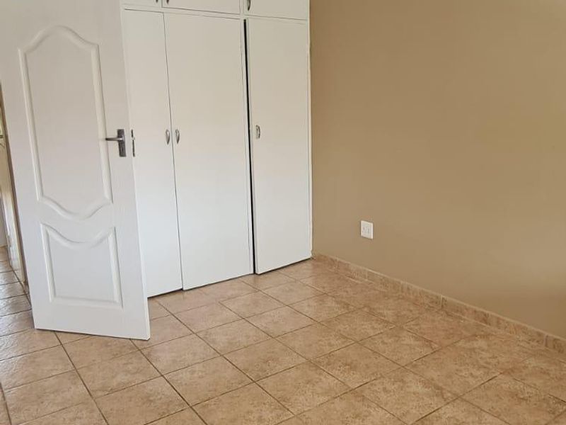 Townhouse For Sale In Centurion - Photo 4