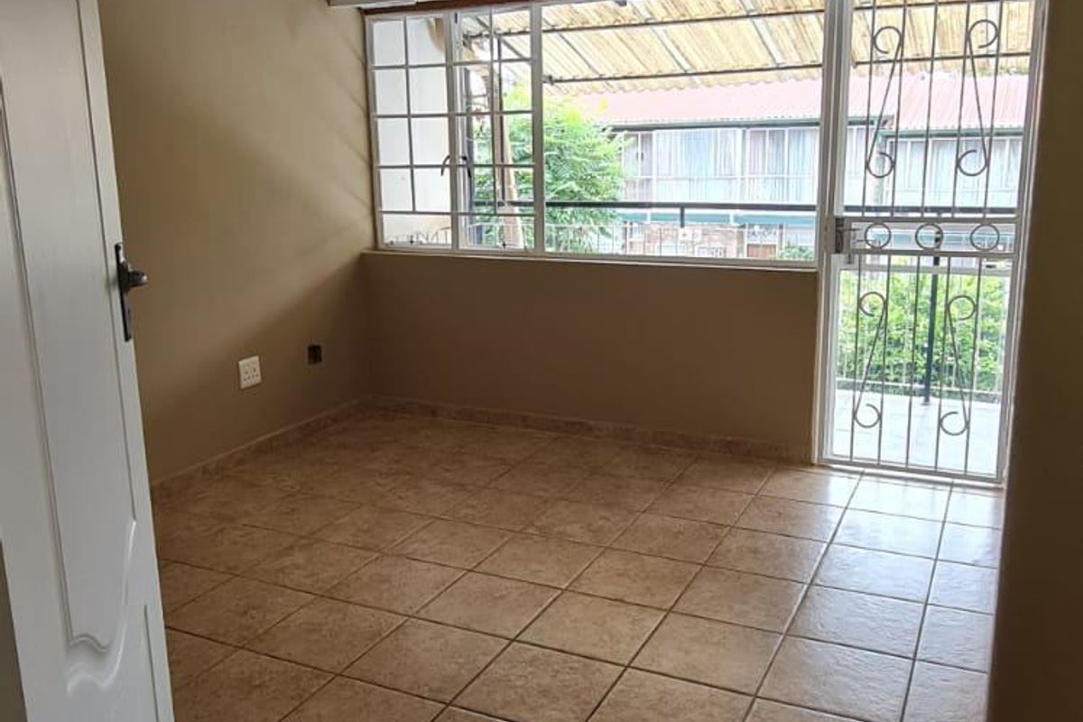 Townhouse For Sale In Centurion - Photo 5