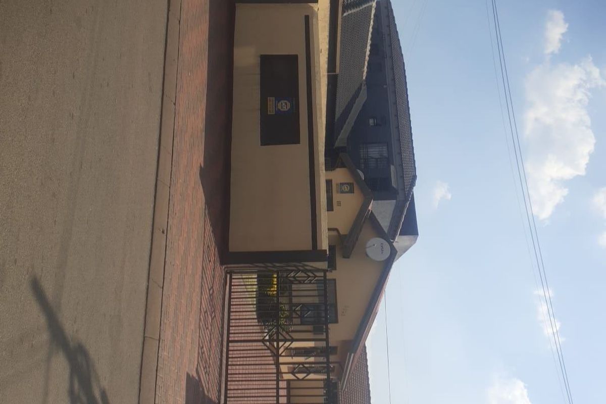 House For Sale In Soweto - Photo 3