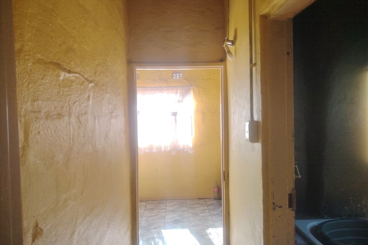 House For Sale In Brakpan - Photo 2