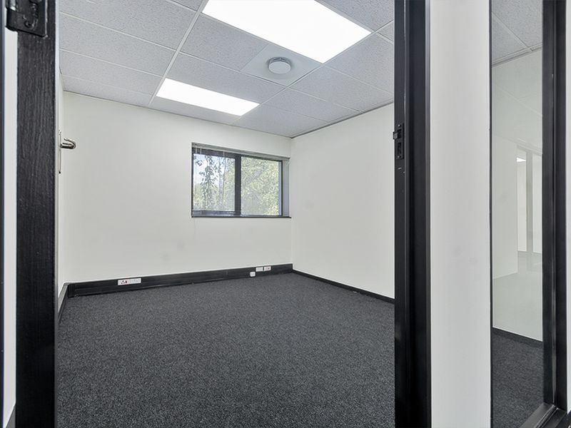Commercial Rental Monthly In Midrand - Photo 9