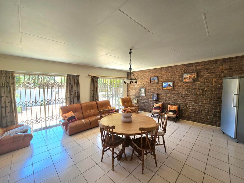 House Pending Sale In Middelburg - Photo 5