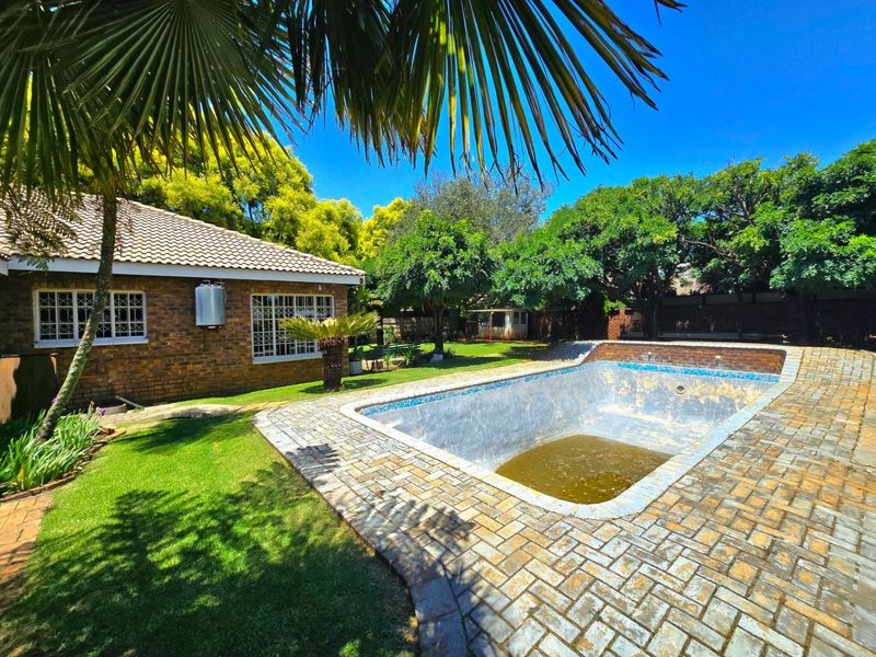 House Pending Sale In Middelburg - Photo 10