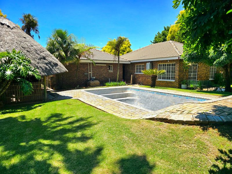House Pending Sale In Middelburg - Photo 9