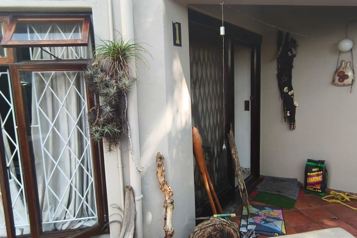 Apartment For Sale In Margate - Photo 4