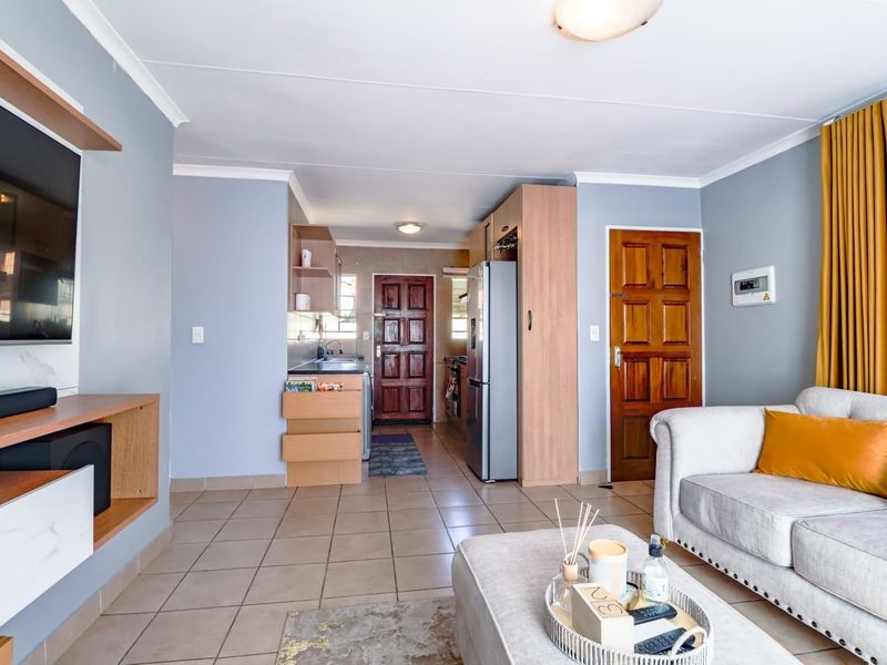 House Pending Sale In Centurion - Photo 8