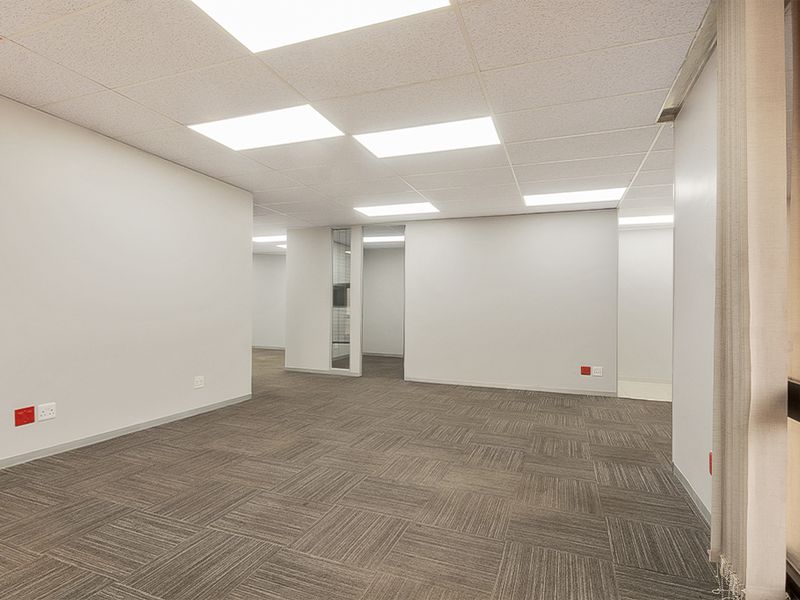 Commercial Rental Monthly In Johannesburg - Photo 9