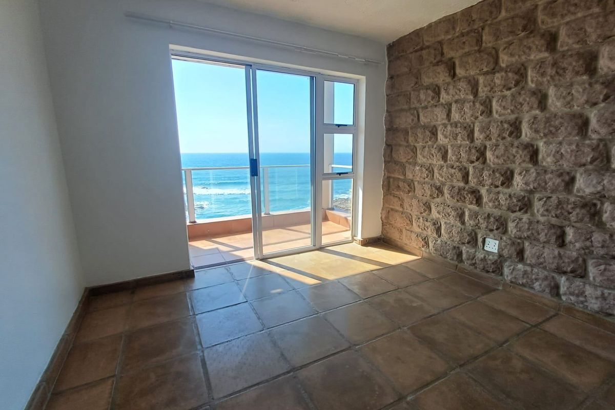 Apartment Sold In Margate - Photo 2