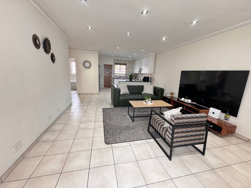 Townhouse For Sale In Midrand - Photo 6