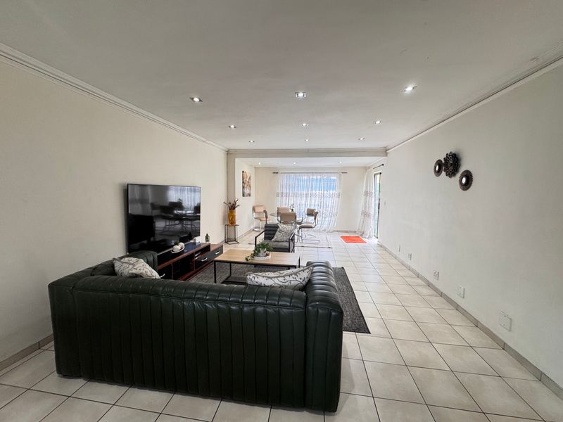 Townhouse For Sale In Midrand - Photo 4