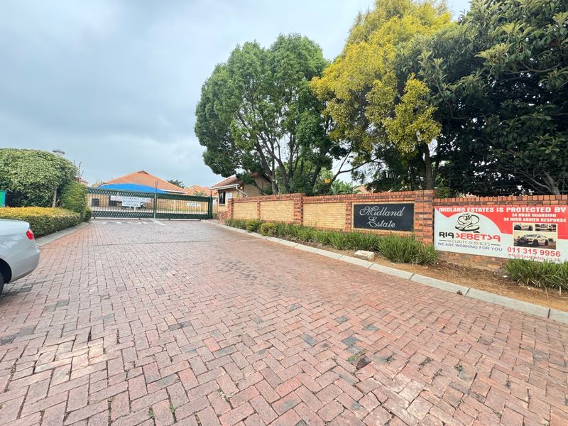 Townhouse For Sale In Midrand - Photo 1
