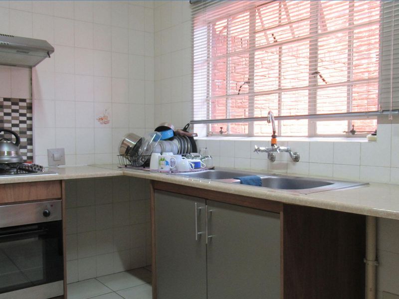 Townhouse For Sale In Boksburg - Photo 3