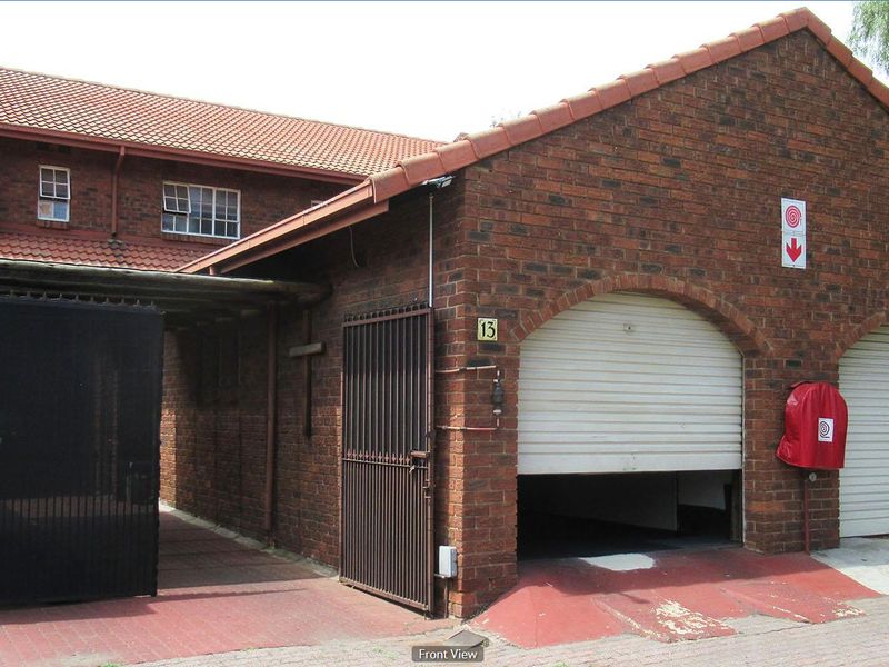Townhouse For Sale In Boksburg - Photo 1
