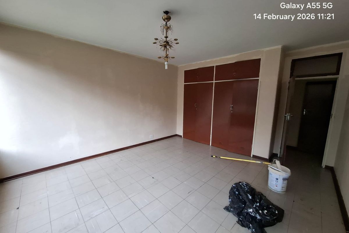 Apartment For Sale In Pretoria - Photo 3