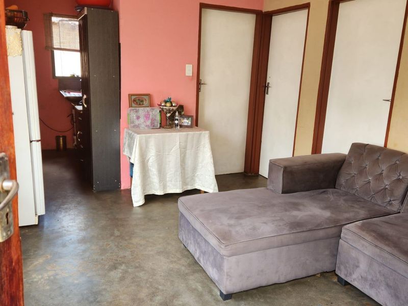 House For Sale In Soshanguve - Photo 2