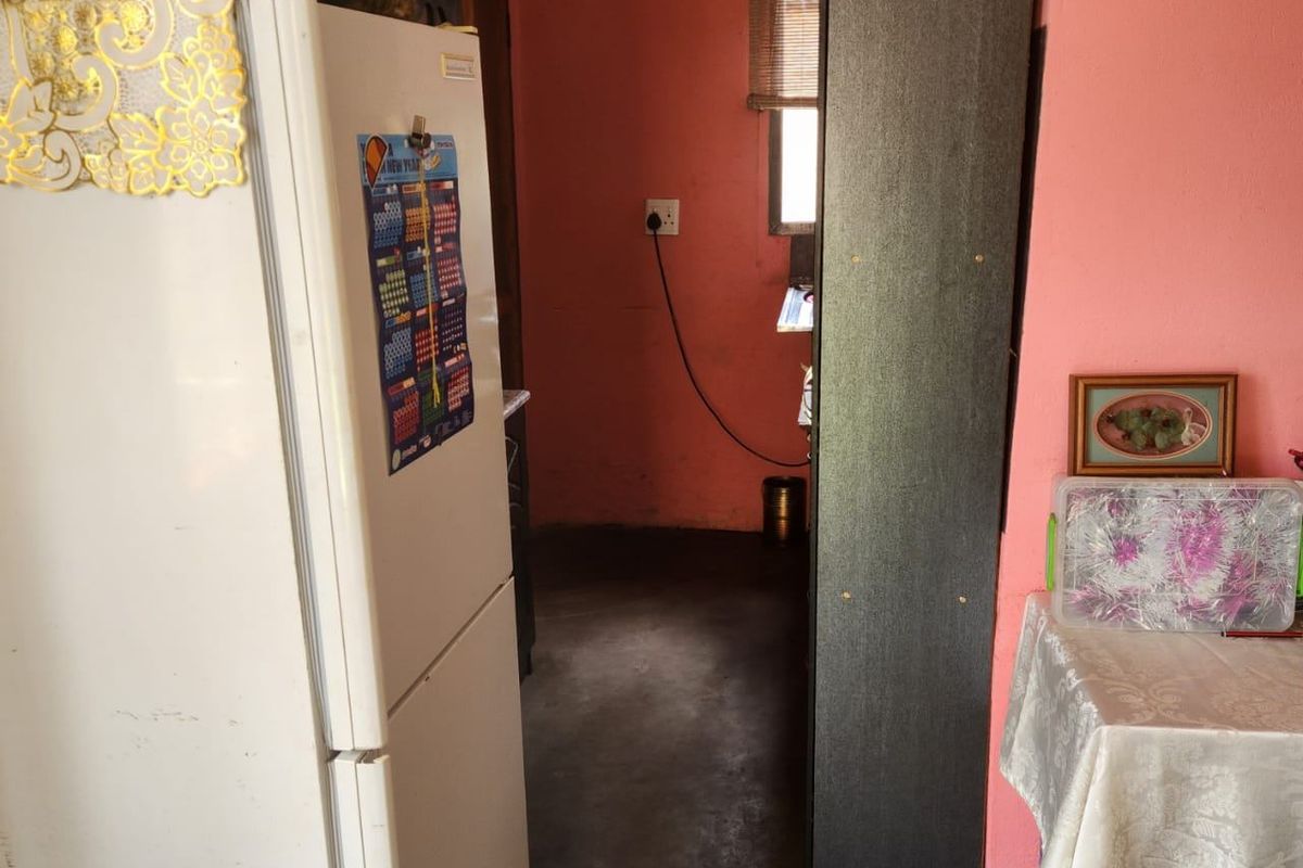 House For Sale In Soshanguve - Photo 5