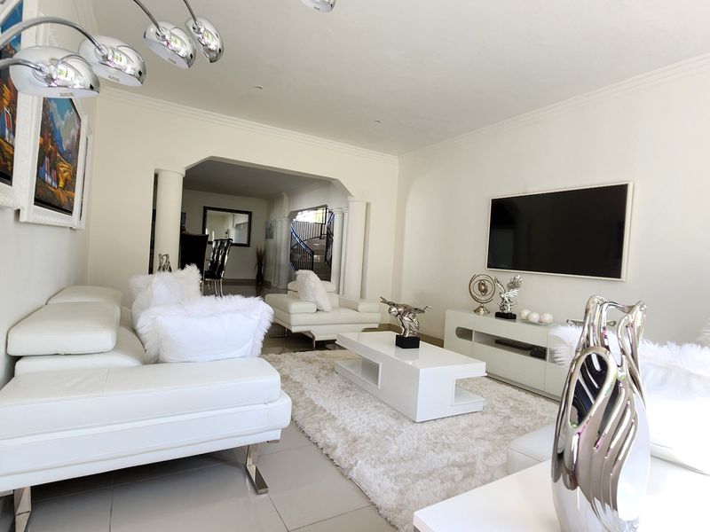 House Pending Sale In Centurion - Photo 8