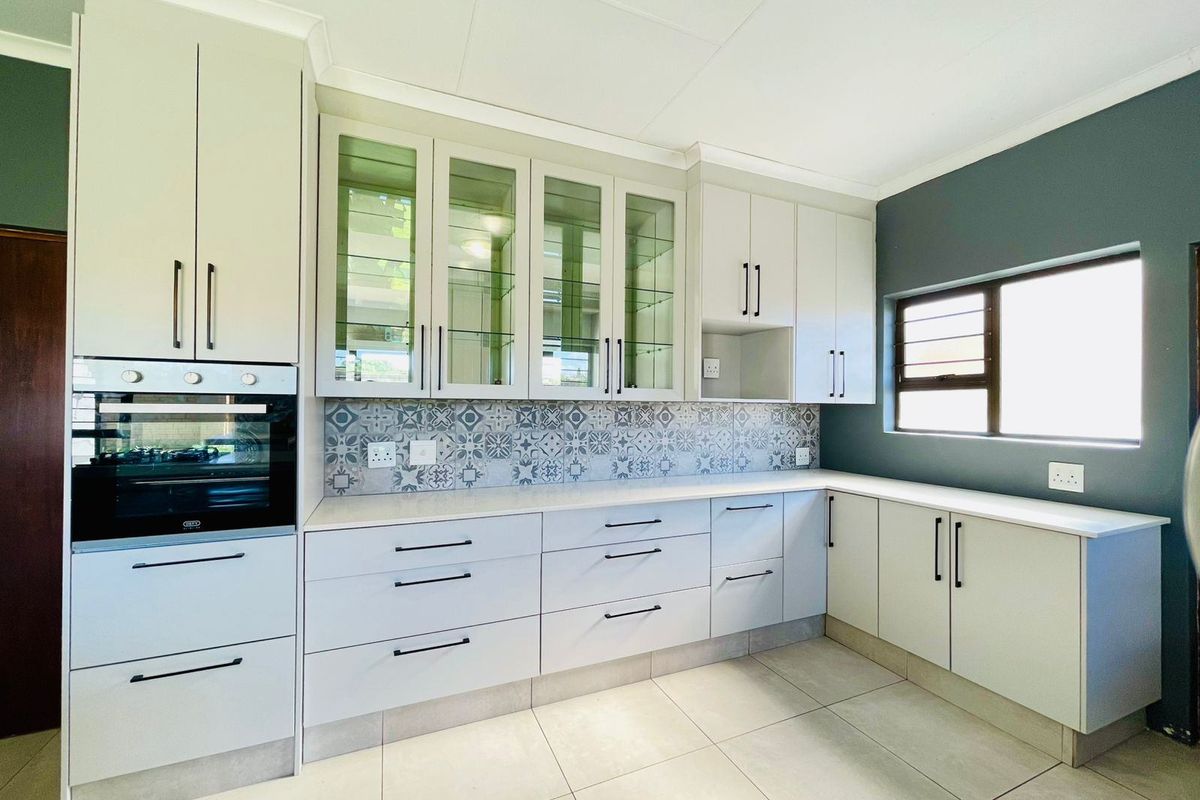 House For Sale In Centurion - Photo 2