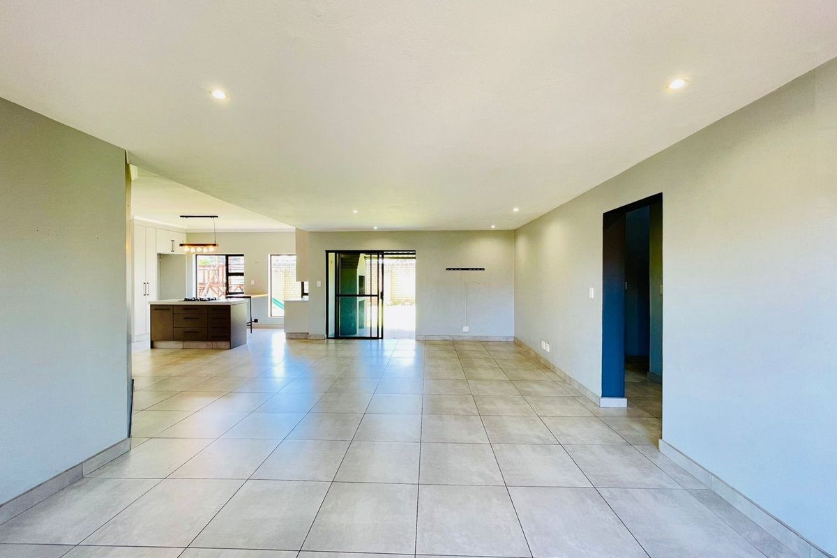 House For Sale In Centurion - Photo 4