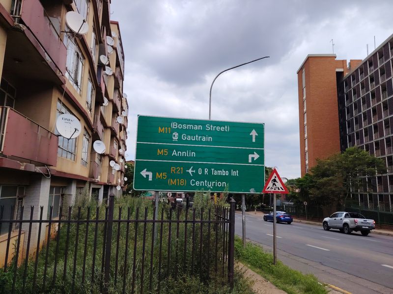 Apartment For Sale In Pretoria - Photo 4