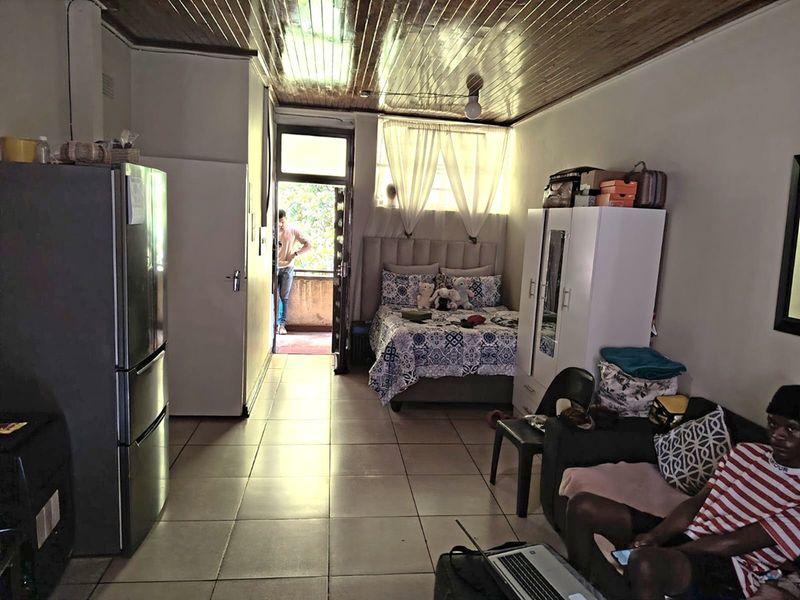 Apartment For Sale In Pretoria - Photo 5