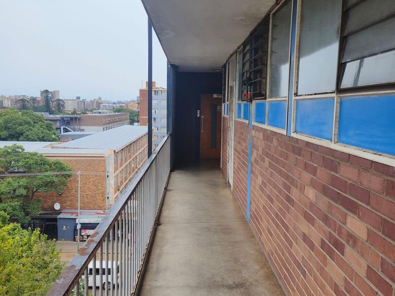 Apartment For Sale In Pretoria - Photo 2