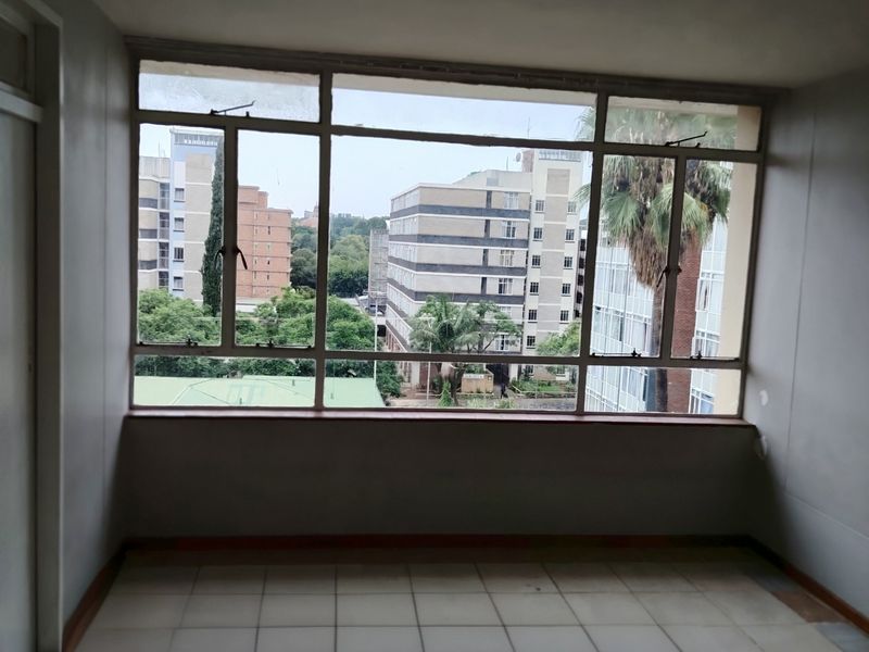 Apartment For Sale In Pretoria - Photo 8