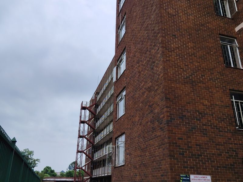 Apartment For Sale In Pretoria - Photo 3