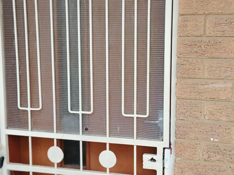 Apartment For Sale In Pretoria - Photo 4