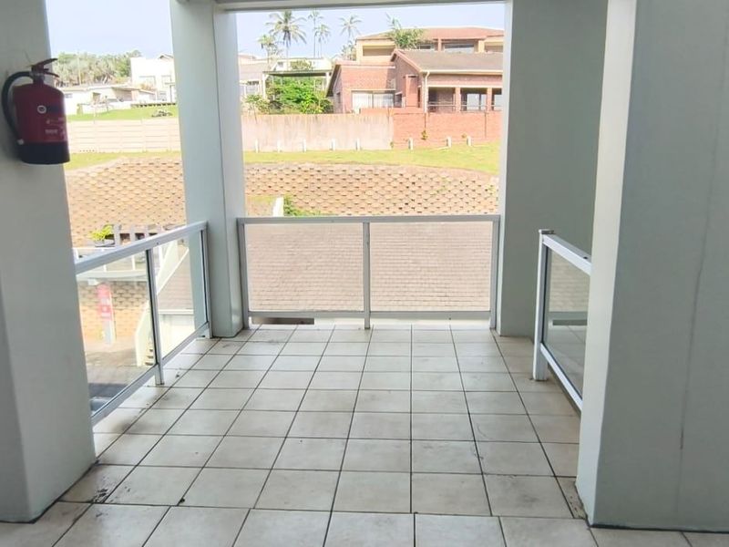 Apartment For Sale In Margate - Photo 4