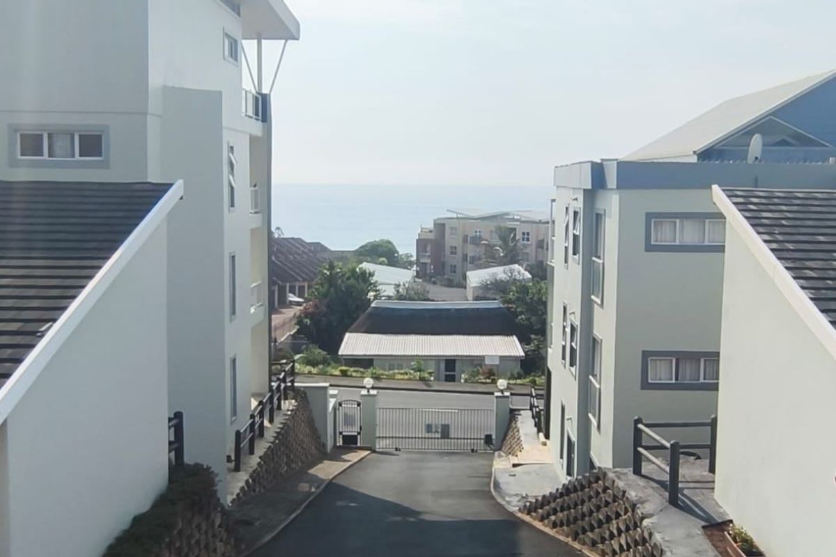 Apartment For Sale In Margate - Photo 3