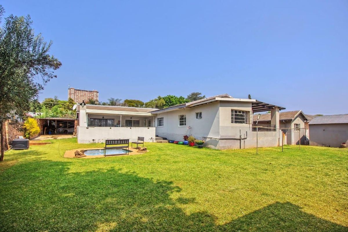 House For Sale In Pretoria - Photo 3